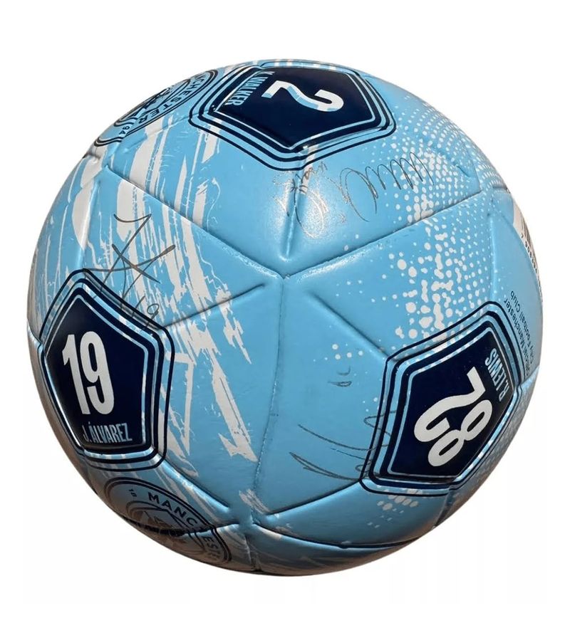 Bola