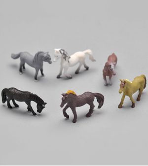 Mini Cavalos Selvagens