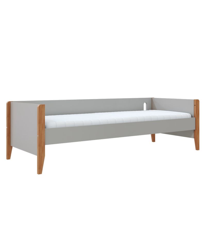 Cama