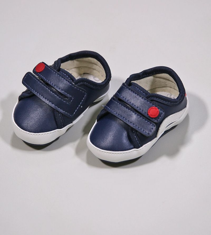 Tenis