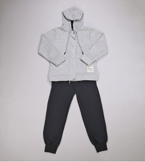 Conjunto Moletom com Capuz Estilo