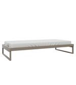 Cama