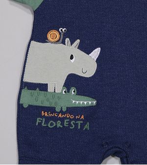 Macaquinho Brincando na Floresta - 18097