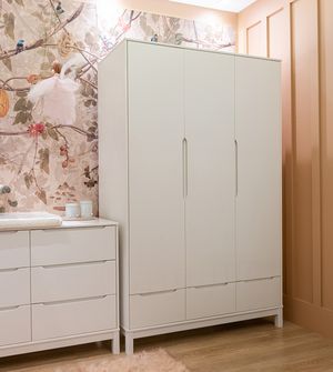 Guarda Roupa 3 Portas e 3 Gavetas Cozy Quater