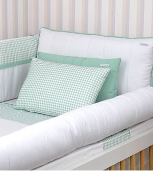 Kit de Berço Xadrez com 8 Peças