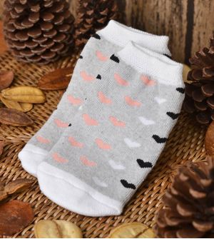 Meia Cano Médio Antiderrapante Corações Tam. 15 a 23