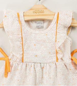 Vestido Flores Delicadas