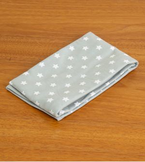 Capa para Almofada de Amamentação Estrelinha Cinza