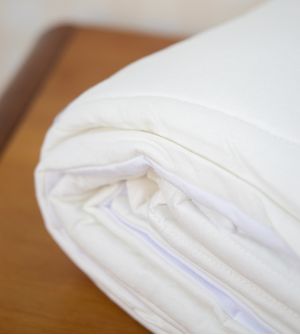 Edredom para Berço Malha Liso 155 x 96cm