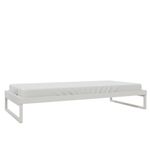 Cama