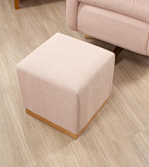 Poltrona Amamentação Nanda Balanço e Giro com Puff - Linho