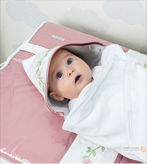 Toalha de Banho com Fralda e Capuz Rosas 90 x 70 cm