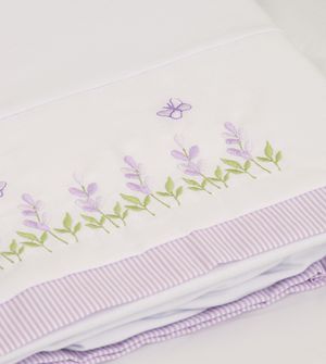 Jogo de Lençol para Berço Bordado Lavanda com 3 peças