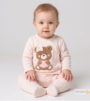 Macacão Plush Ursa Corações